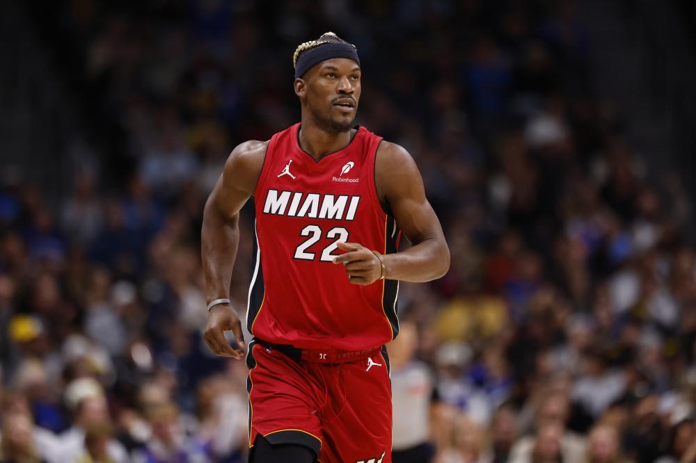 势面前显得 势面前显得