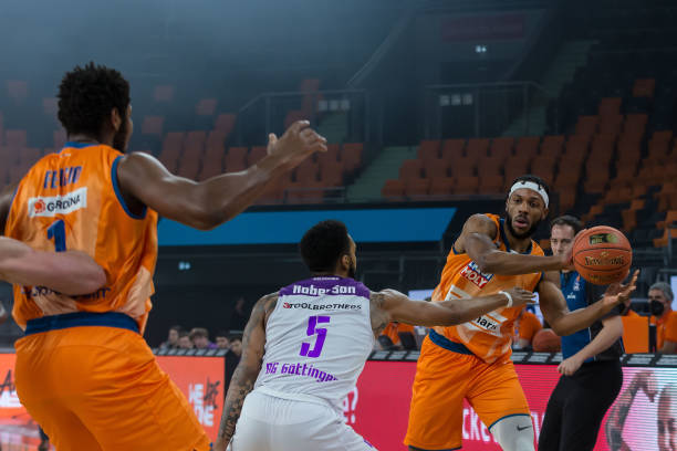 换下德布劳 换下德布劳